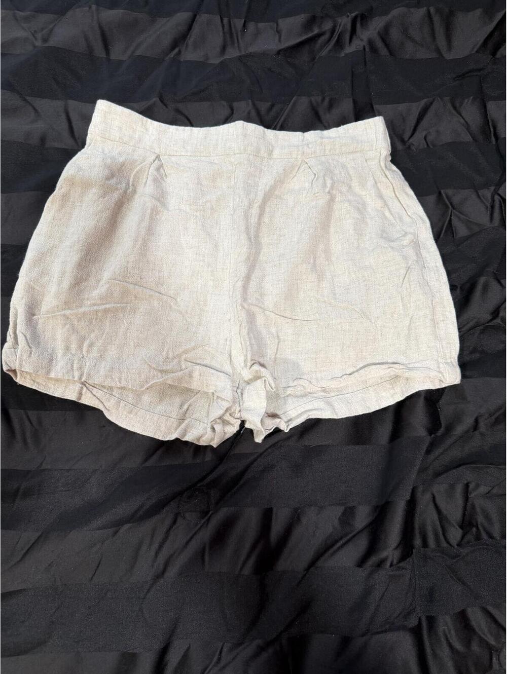Altar'd State Women's Beige Lightweight Rayon‎ Linen Blend Shorts, Size M